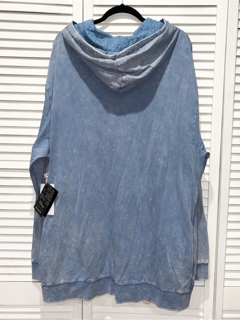 Loungefly Blue Mineral Wash Mickey Cowboy Western Graphic Hoodie Size XL - Picture 4 of 8